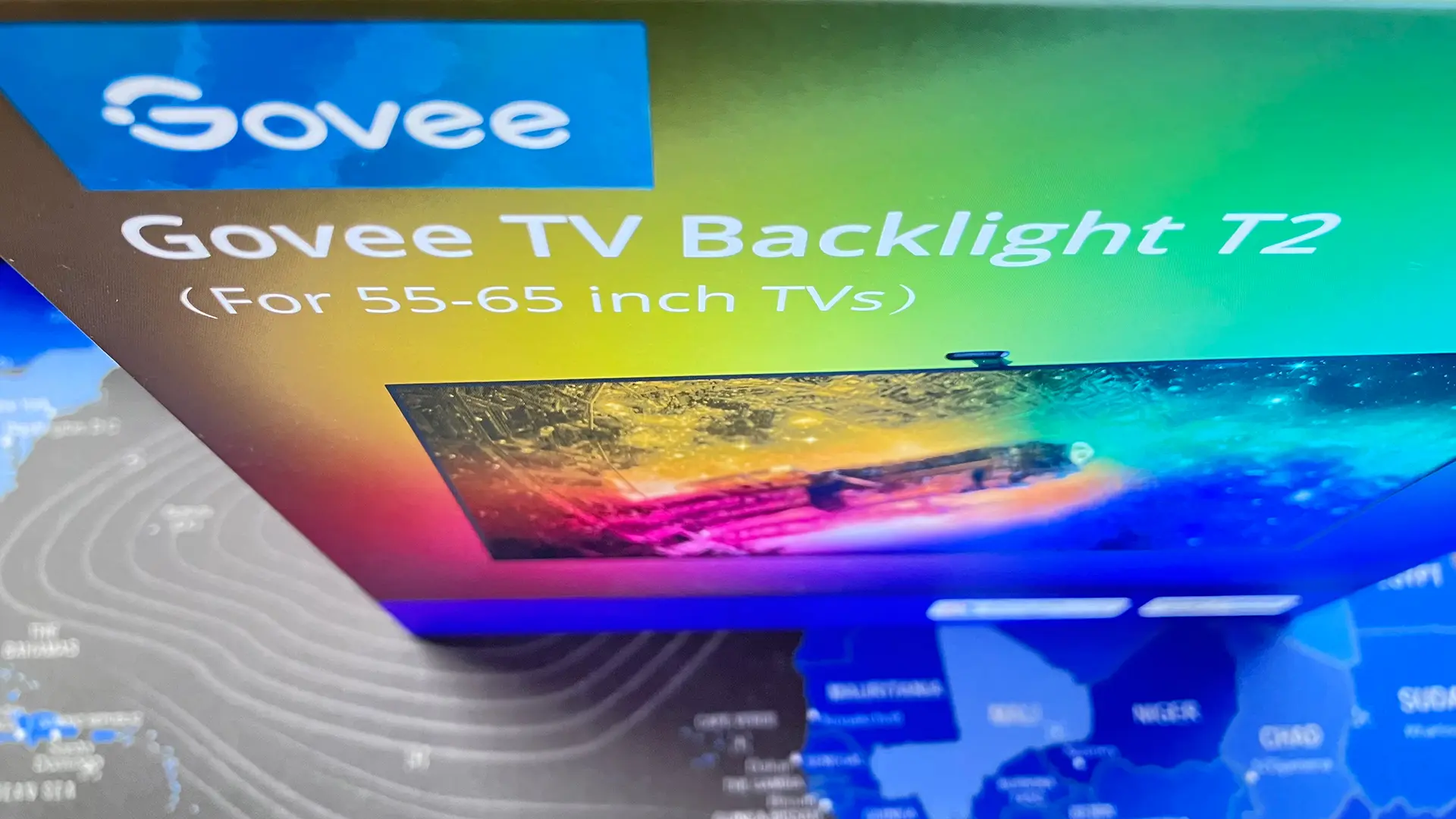 Caja de la Govee Envisual TV Backlight T2 en perspectiva